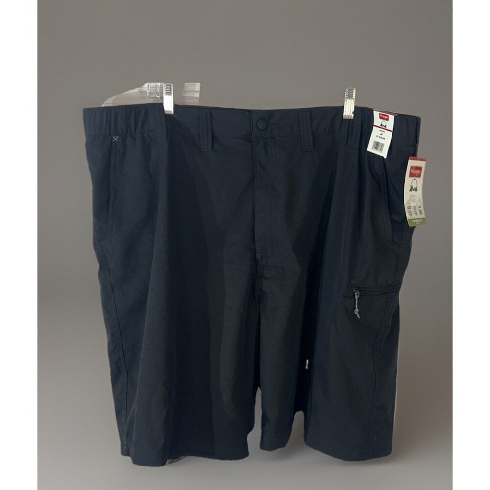 Wrangler Outdoor Performance Mens Size 44 Relax Fit Black Shorts 10” Inseam New